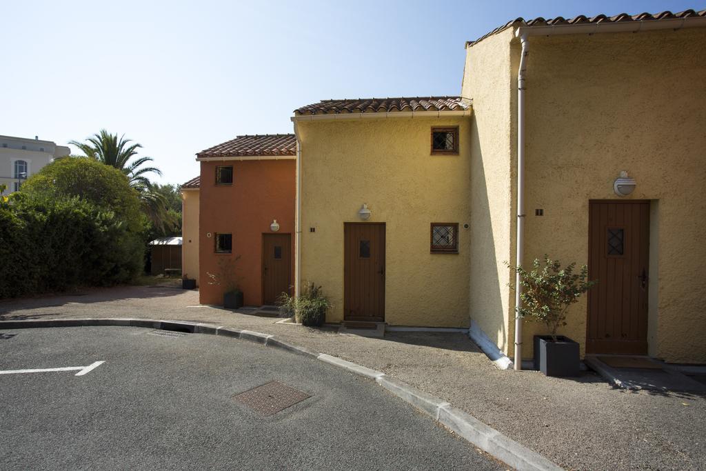 Village Vacances Le Lion De Mer Saint-Raphael (Var) Exterior photo