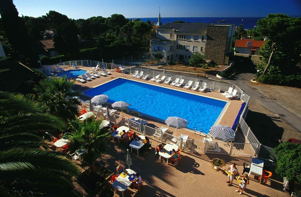 Village Vacances Le Lion De Mer Saint-Raphael (Var) Exterior photo
